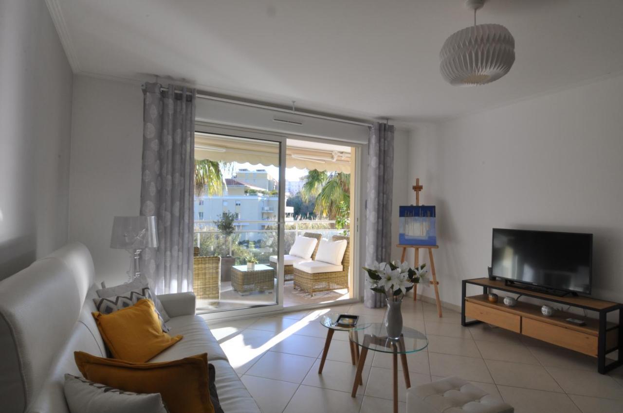 Elegant One-Bedroom Apartment With Swimming Pool - Stayinantibes - Le Vallon Luaran gambar